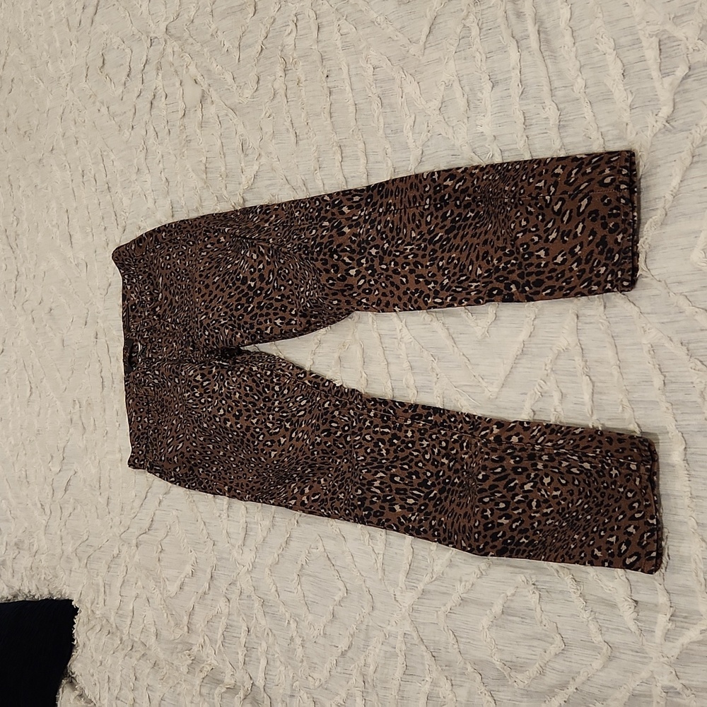 Leopard Print Jen 7 by 7 for all mankind skinny jeans size 2!